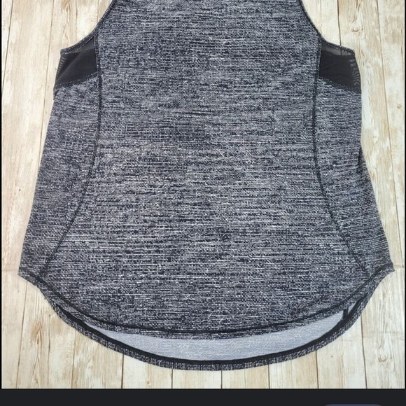 Lululemon Black White Sculpt Mesh Tank Top 6 - Picture 4 of 6